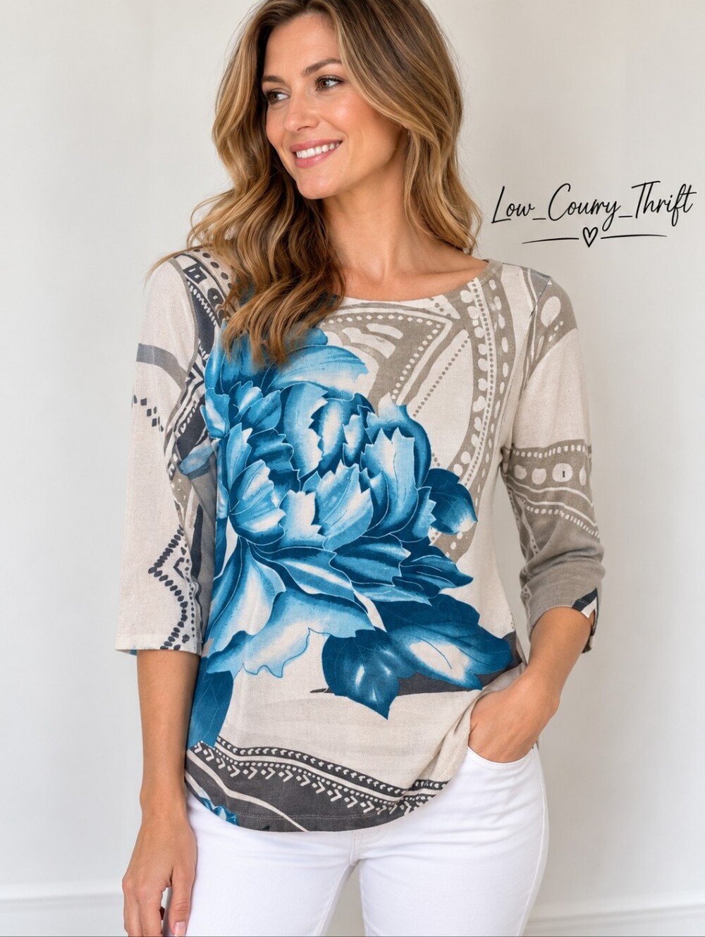 Chico's Size 0 Small Blue Floral Knit Top 3/4 Sleeve Beige Cream